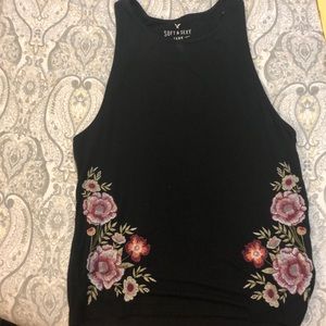 American Eagle tank top with flower detail